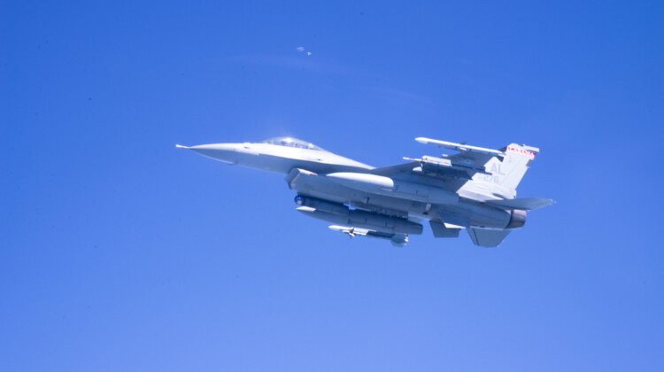 US Backs Ukraine with F-16 Pilot Training Program