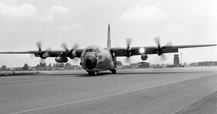 The Critical Moments of Operation Thunderbolt: A Chronological Breakdown