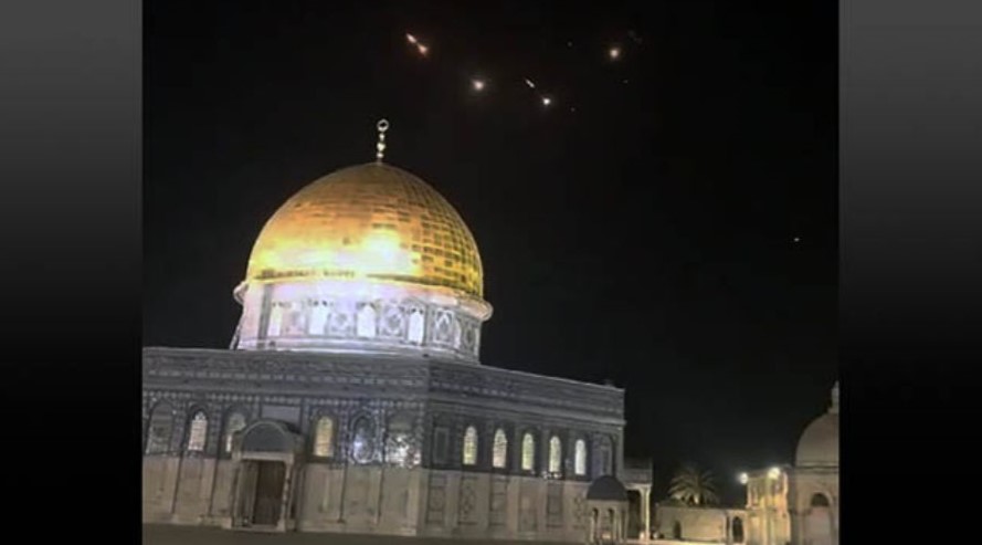 Missiles Over Jerusalem: Iran Attacks Israel, World Awaits Next Moves ...