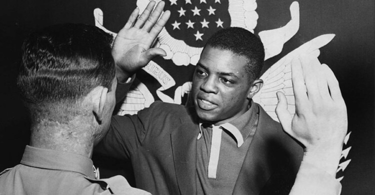 Baseball Legend and Korean War Vet Willie Mays Dies at 93