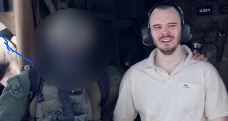 SOFREP Pic of the Day: Israeli Shabak Operator With Former Hostage Andrey Kozlov