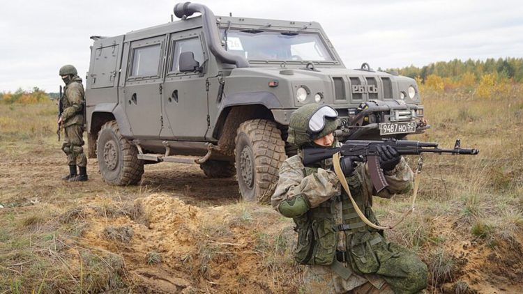 Russia Offers Gold Rush Incentives for New Recruits