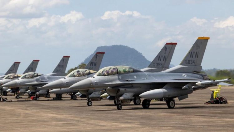 South China Sea Conflict: Philippines Invests in New Fighter Jets
