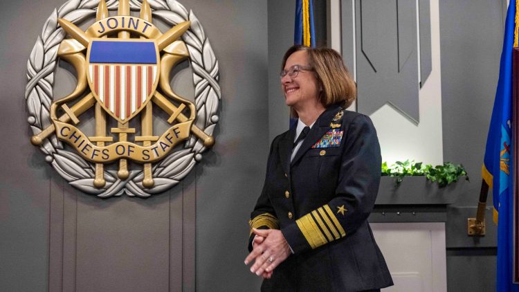 Chief of Naval Operations Franchetti Reveals Cancer Diagnosis and Temporary Transfer of Authority During Surgery