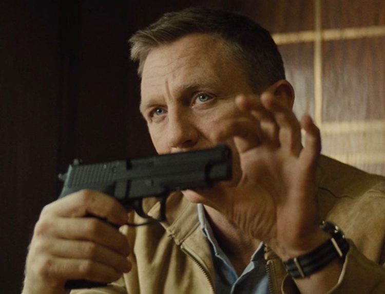 A Look Back at the SIG P226 and the MK 25 Navy SEAL Variant