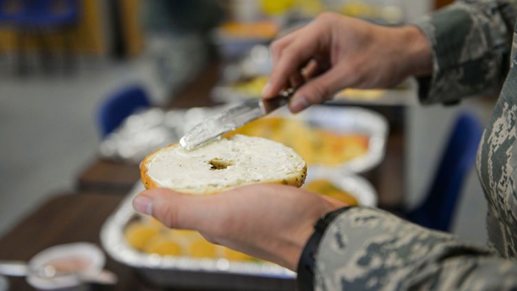 US Army Warns Soldiers Not To Eat Poppy Seeds