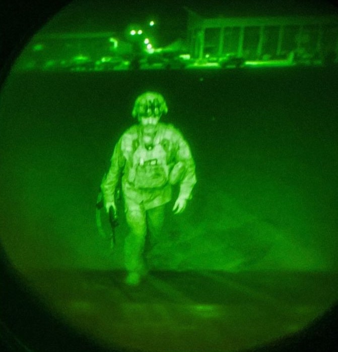 Donahue last to leave Afghanistan