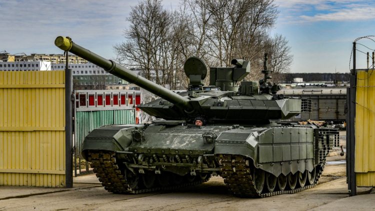Why Are Upgraded T-90 Russian Tanks Getting Decimated in the Ukraine War?