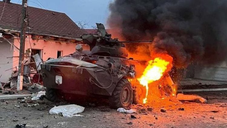 Ukrainian Forces Wreck Russian Vehicles with 30mm Firepower