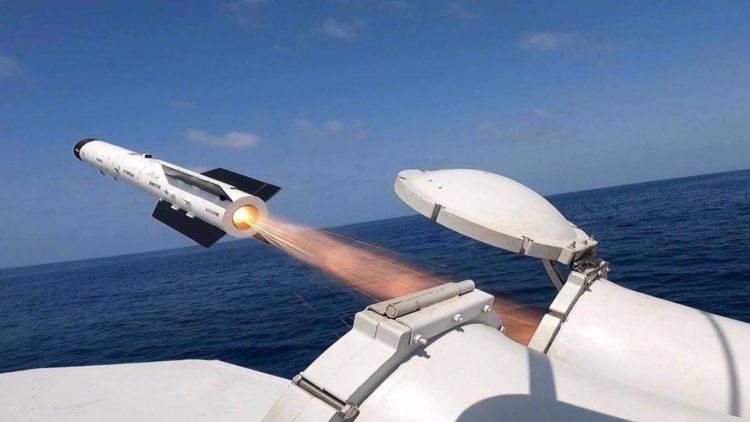 Iran’s Revolutionary Guards Showcase AI-Equipped Missiles in Gulf Military Drills