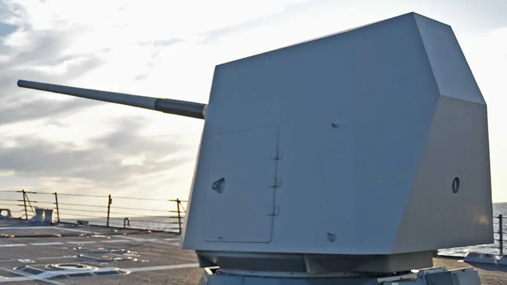 MK 45 naval gun system