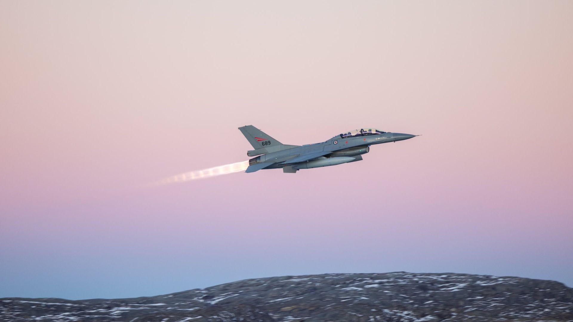 Norwegian F-16 fighter jet