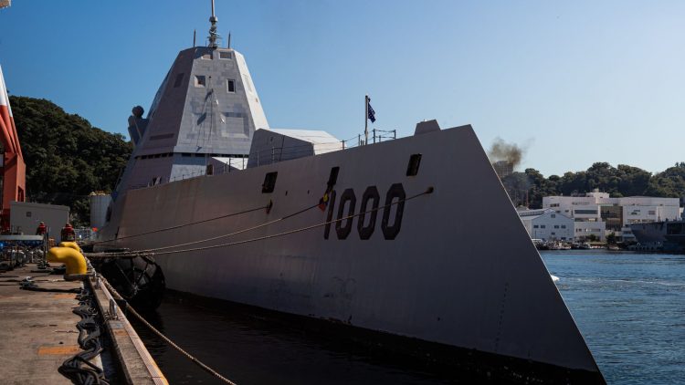 USS Zumwalt Pioneers Hypersonic Strike Capability