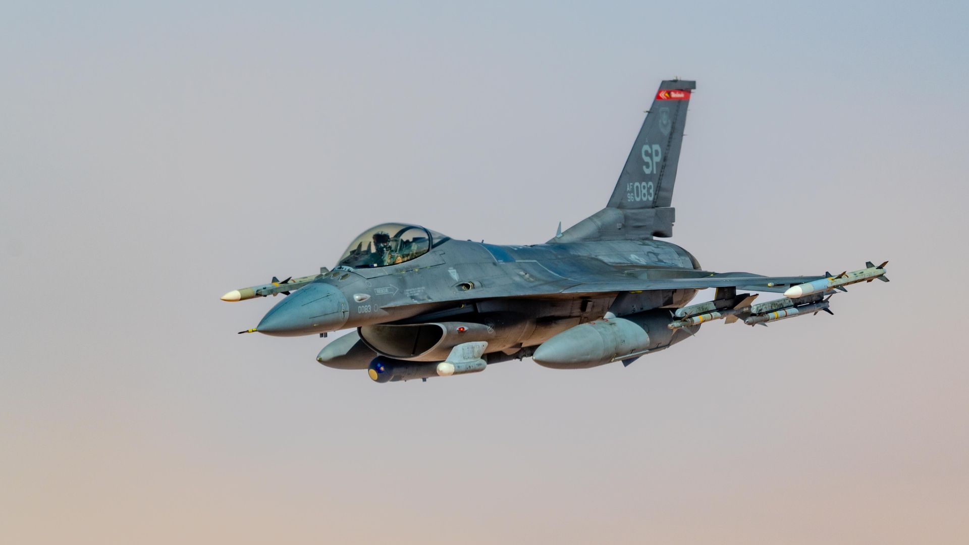 F-16 Fighting Falcon