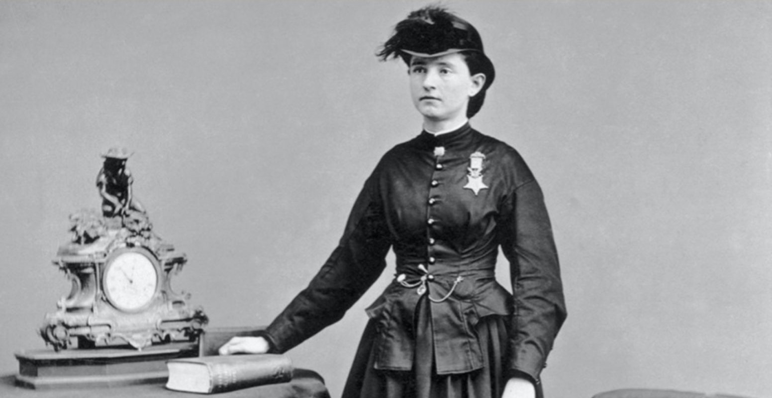 Walker with Medal of honor
