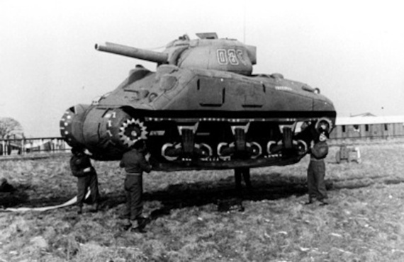 Inflatable tanks of World War II