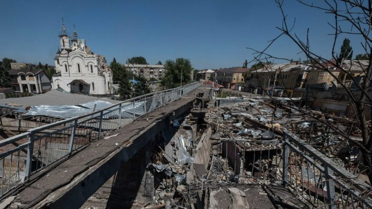 Evening Brief: Trump Deploys 1,700 Guard Troops; Syrian Election Skips Three Provinces; Russia Captures More Villages in Donetsk