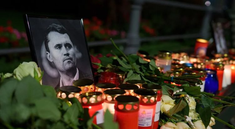 Morning Brief: Charlie Kirk Memorialized, Trump Slaps $100,000 Fee on New H-1B Visa Applications, Cyberattacks At Major European Airports