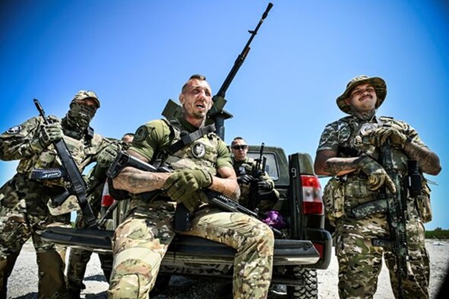 Members of Española brigade