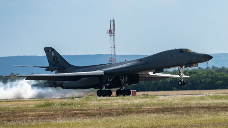 Morning Brief: US Flies B-1 Bombers Near Venezuela, Lithuania Accuses Russia of Airspace Violation