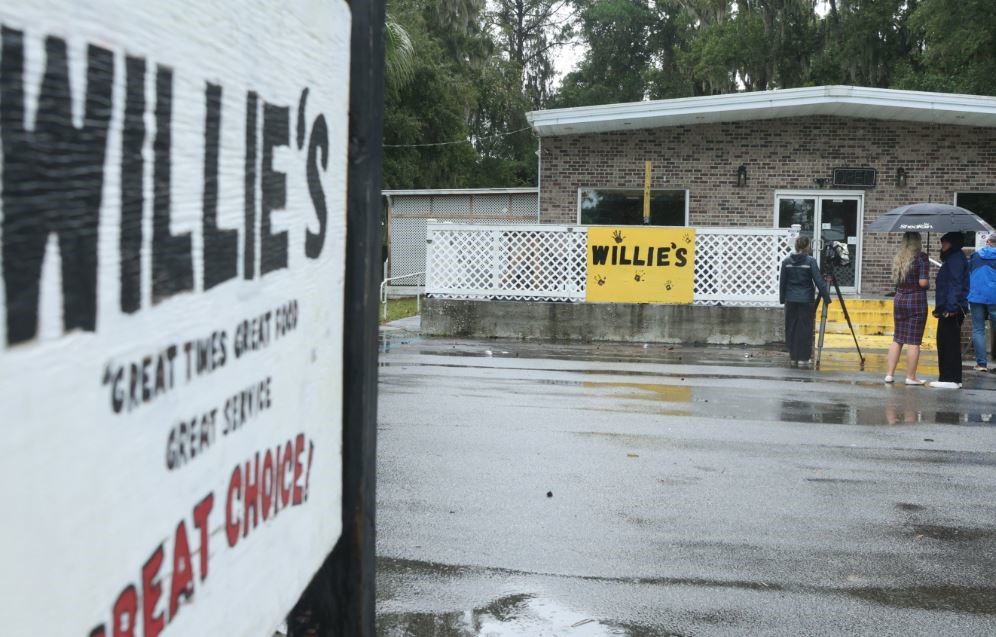 Evening Brief: Trump Plans to Impose 100% Tariffs on China, Deadly South Carolina Bar Shooting, Gaza Summit Tomorrow