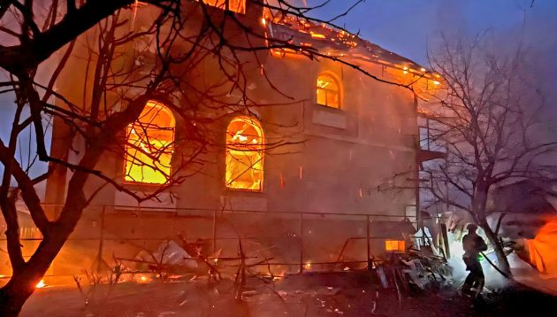 Morning Brief: Kyiv Hit by Barrage, Canada Boosts Ukraine Aid, Ceasefire Holds in Southeast Asia, and Power Shifts in the Horn of Africa and Yemen