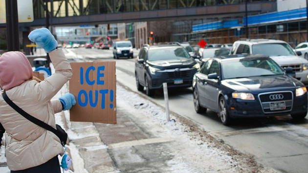 Morning Brief: House Deadlocks on Venezuela War Powers Resolution, Minnesota Sees Mass Protests, Iran Protests Death Toll Tops 5,000