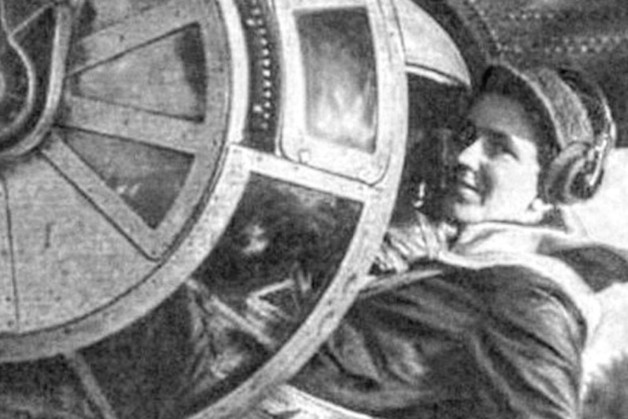 Staff Sergeant Alan E. Magee: The Man Who Fell 22,000 Feet From the Sky and Lived