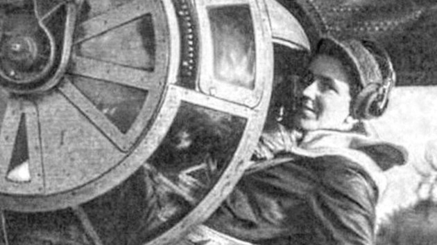 Staff Sergeant Alan E. Magee: The Man Who Fell 22,000 Feet From the Sky and Lived