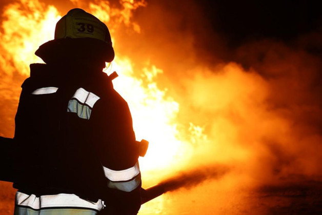 Evening Brief: Trump Floats Tariffs to Pressure Allies, Iran Hard-Liner Calls for Executions, Russia Intensifies Power Grid Attacks