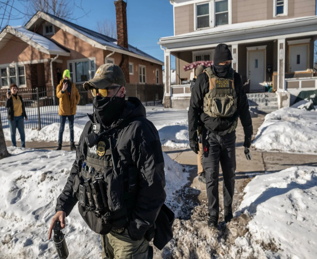 Morning Brief: New Video Emerges in Alex Pretti Minneapolis Shooting, Starmer Visits China Amid Alliance Strains, Dollar Slides as Markets Price Rising Risk