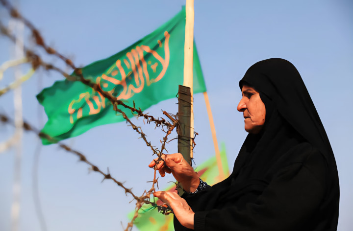 Evening Brief: Iran Protest Death Toll Dispute, US Narco Boat Strikes, Nigeria Massacre