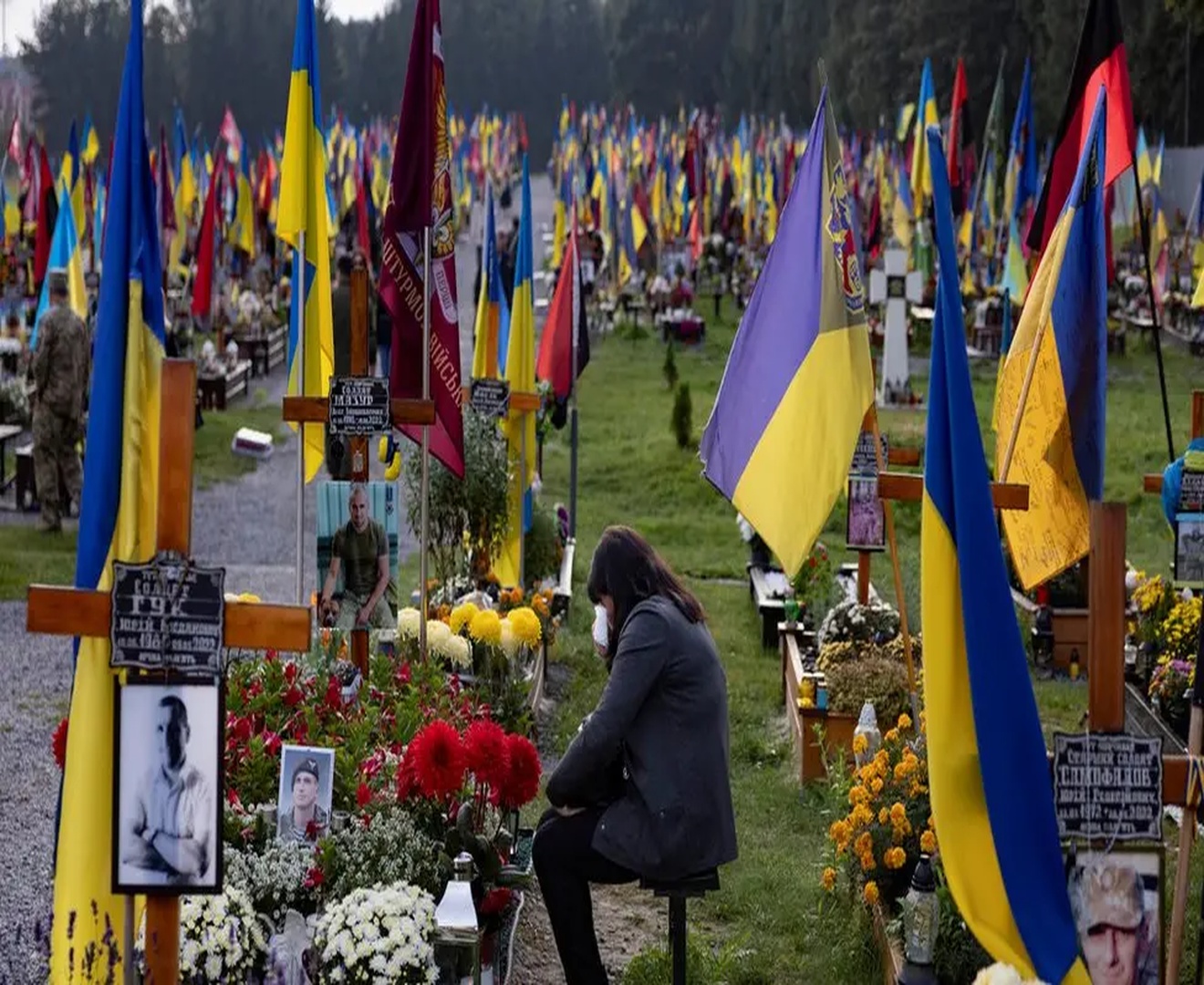 Graves of Ukrainian soldiers
