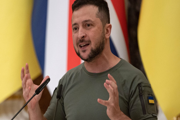 Morning Brief: Zelenskyy Defers Elections Under Martial Law as Bondi Testifies on Epstein Files and FAA Closes El Paso Airspace