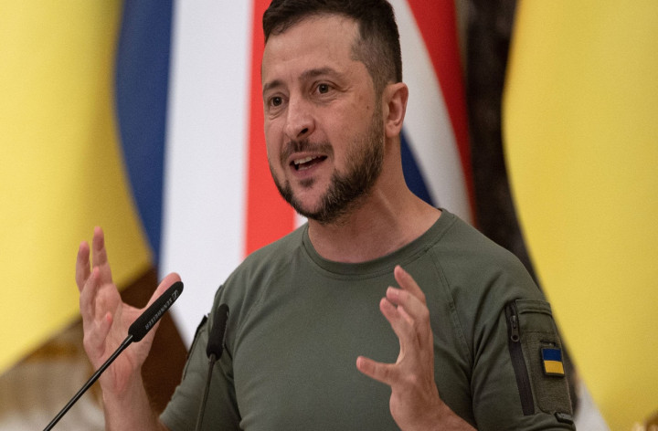 Morning Brief: Zelenskyy Defers Elections Under Martial Law as Bondi Testifies on Epstein Files and FAA Closes El Paso Airspace