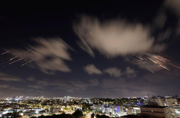 Iran War Justification Keeps Changing…Here’s What That’s Doing to Your Brain