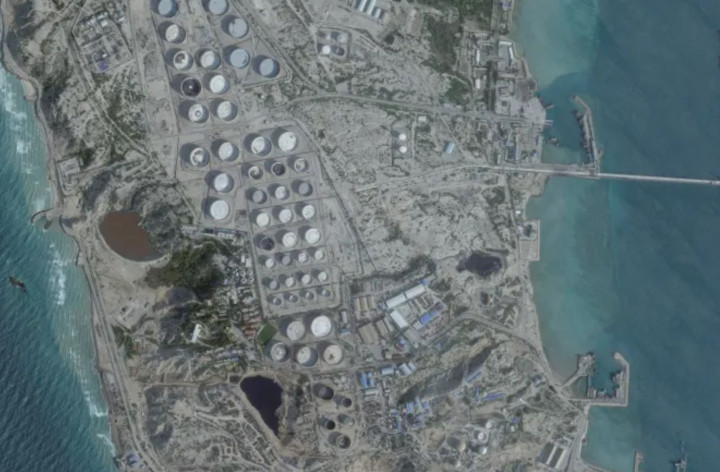 US Strikes on Iran’s Kharg Island Raise Stakes for Global Oil Supply