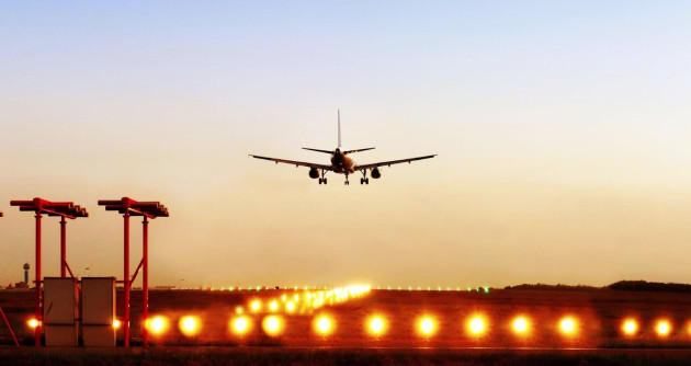 United Jet and Black Hawk Nearly Collide on Final Approach With 168 People Onboard