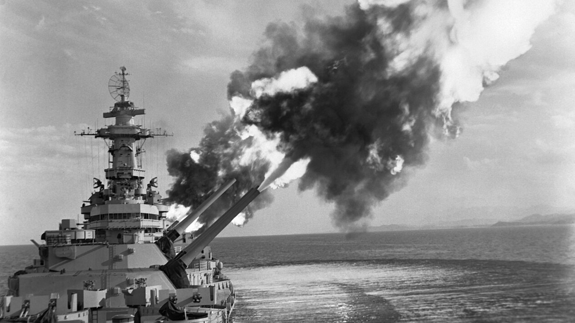 Korean War Naval Operations: Siege of Wonsan Harbor and UN Blockade Explained