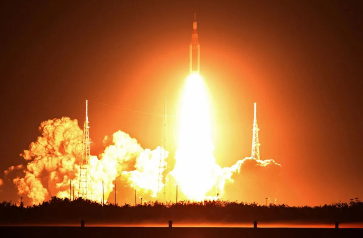 Artemis II Launch Marks NASA’s Return to Deep Space With a Military-Tested Crew